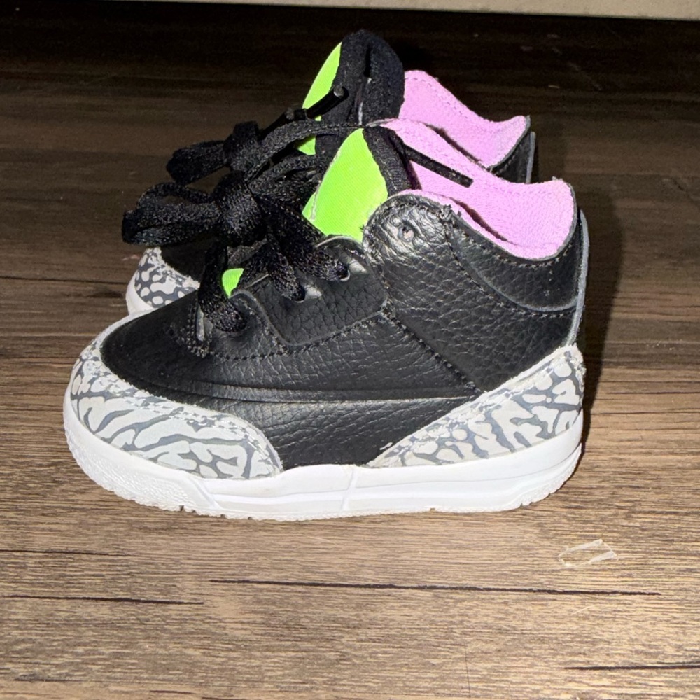 Nike Air Jordan 3 Retro SE (TD) Black/White/Green DA2305-003 US Toddler Size 4c - Picture 3 of 8